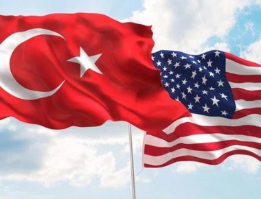 Οι ΗΠΑ απελευθέρωσαν «άνθρωπο του Ερντογάν»: Τι θέλει η Άγκυρα από τους Αμερικανούς για να δώσει τον πάστορα Μπράνσον